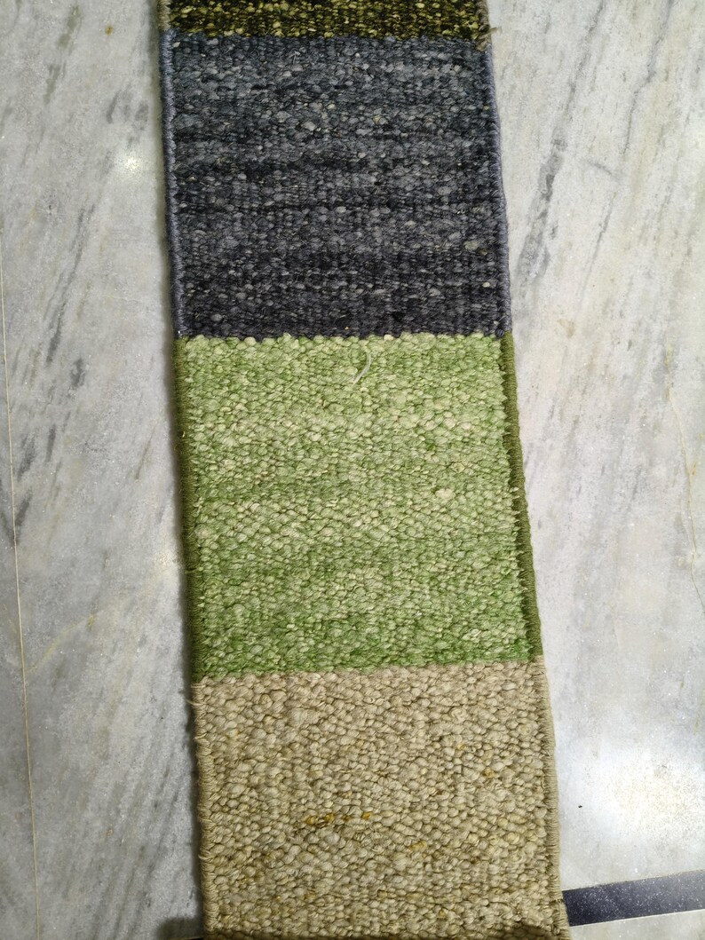 Hand cotted flat wave carpet (dari)